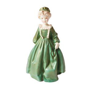 Royal Worcester Figurine Grandmothers Dress Vintage Cottage Core